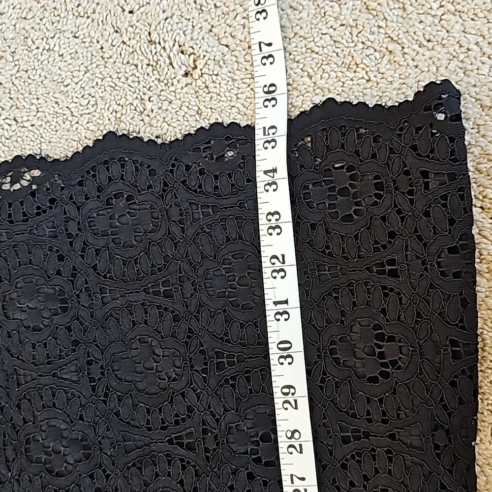 EUC Lined Lace LBD size 8 - Picture 7 of 12